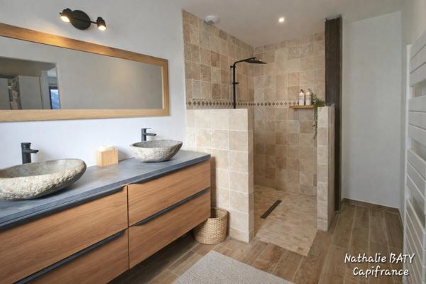 Maison 182 m² + Annexe + Terrain piscinable