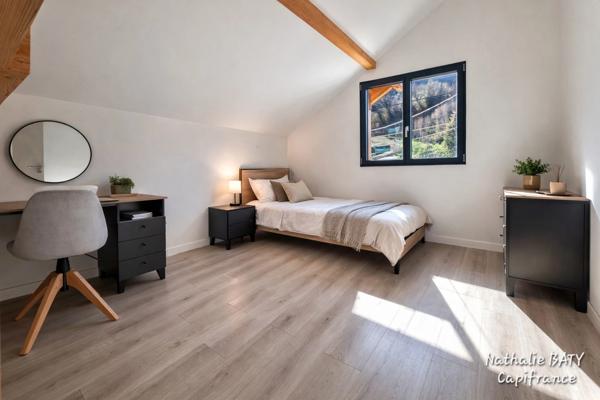 Maison 182 m² + Annexe + Terrain piscinable