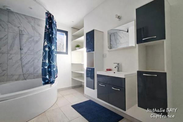 Maison 182 m² + Annexe + Terrain piscinable