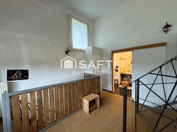 Maison en pierre rénovée, atypique, lumineuse et performante