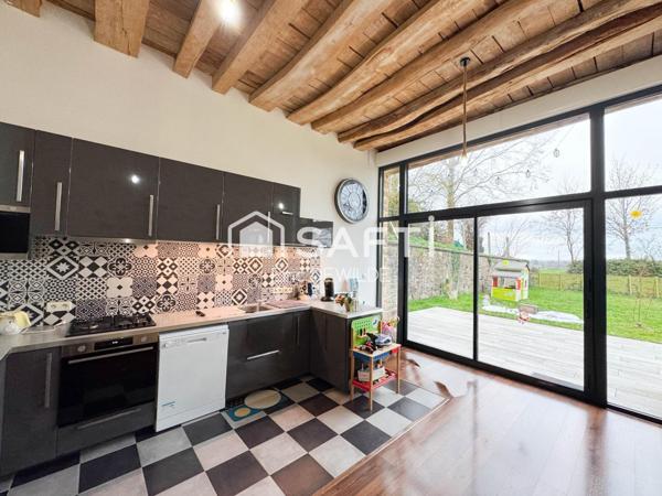 Maison en pierre rénovée, atypique, lumineuse et performante