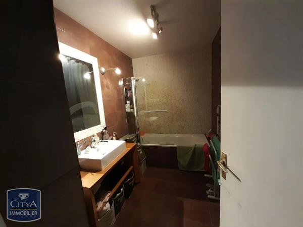 Appartement à louer 3 pièces 64.45m²