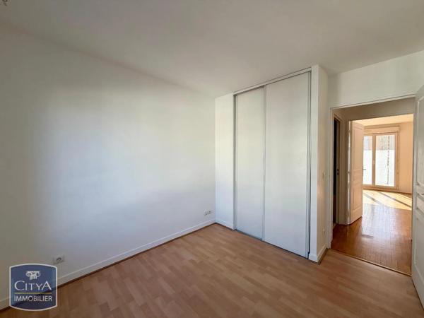 Appartement à louer 3 pièces 70.3m²
