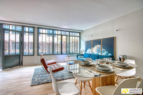 Versailles Notre-Dame Maison 4/5 pièces €1 120 000 ** - Référence 27815