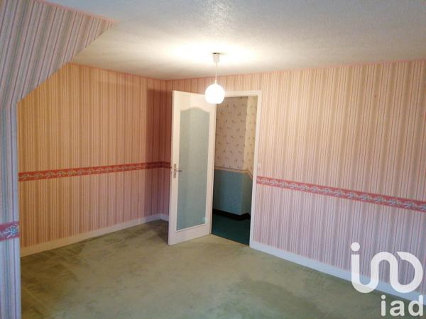 Maison traditionnelle 6 pièces de 136 m² à Brou (28160)