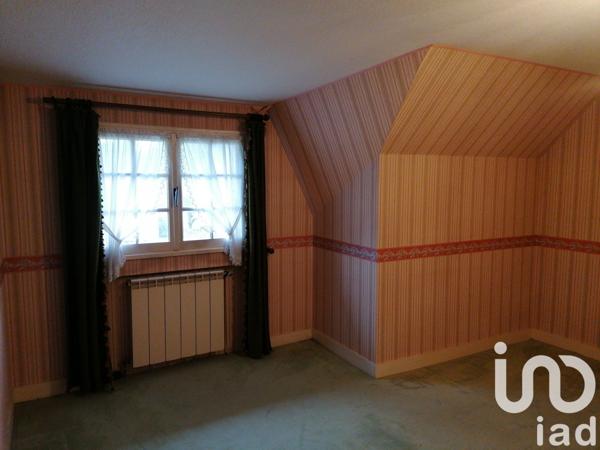 Maison traditionnelle 6 pièces de 136 m² à Brou (28160)