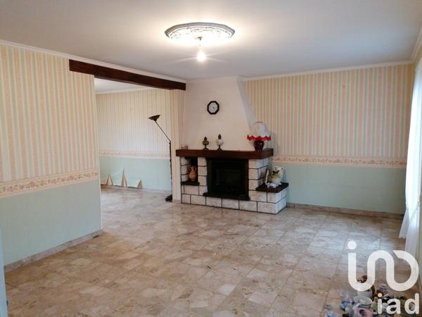 Maison traditionnelle 6 pièces de 136 m² à Brou (28160)