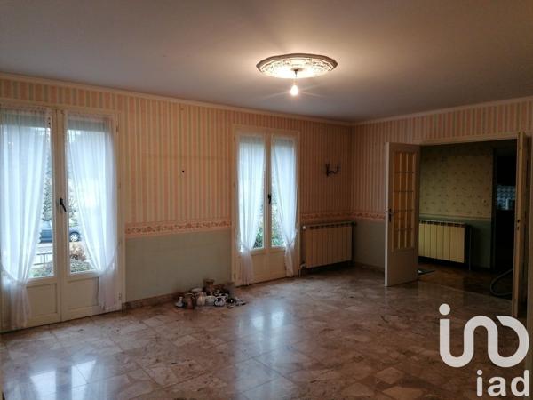 Maison traditionnelle 6 pièces de 136 m² à Brou (28160)