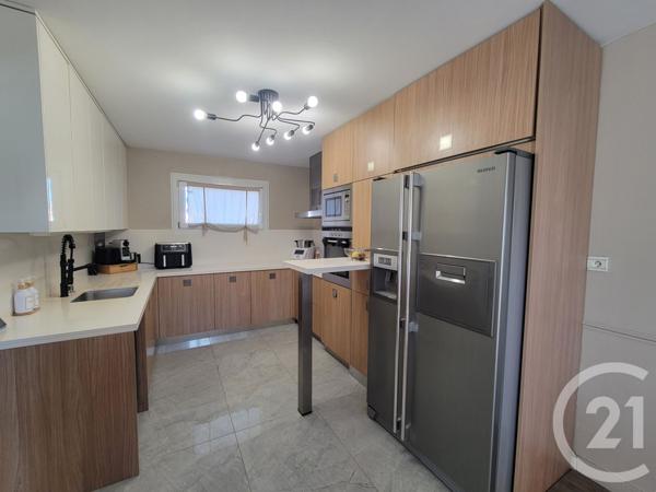 Appartement T4 à vendre  4 pièces - 97,81 m2 COGOLIN - 83