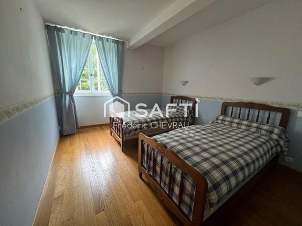 Maison en pierre 4 chambres + studio sur Charnay les Mâcon  avec un vue sur Solutré