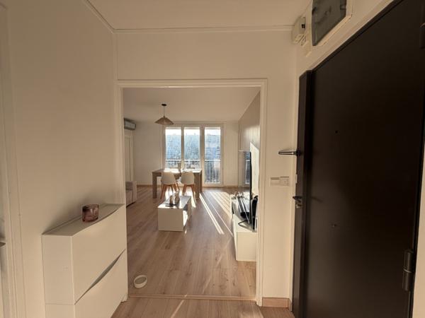 Marignane (13700) Marignane ( 13700) Vente appartement 73 m2 carrez Expo sud 2 éme étage traversant avec balcon .