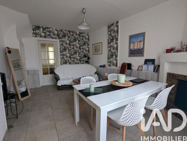 Maison à vendre 3 pièces 83 m² Escolives-Sainte-Camille
