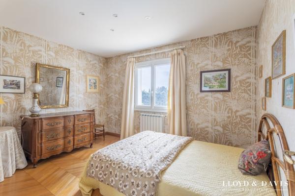 VILLA FAMILIALE AVEC VUE MER