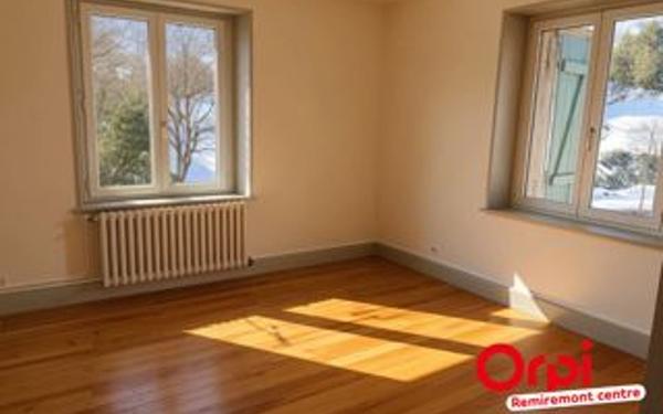 Appartement à louer    3 pièces • 80 m2 La Bresse