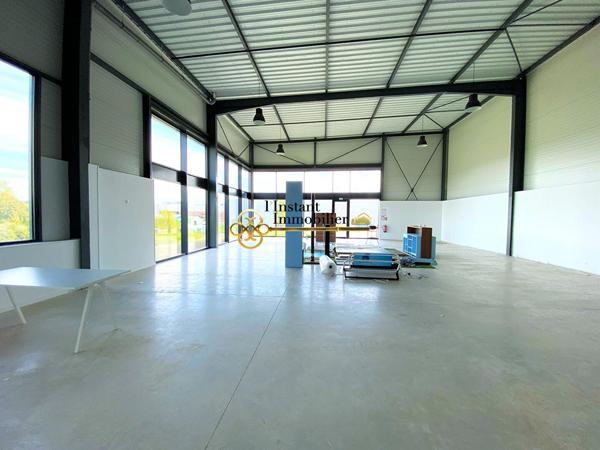 Local commercial Saint Martin Des Champs 2 pièce(s) 320 m2