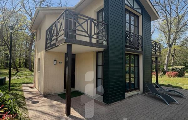 Maison de vacances de 60 m2 située dans le parc résidentiel du Château de Salles