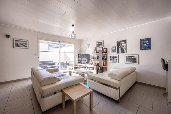 PROCHE BREUILLET - CHARMANTE MAISON - LOTISSEMENT CALME