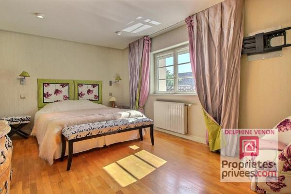 Exclusivité - Maison prestige avec beaucoup de cachet à 2 pas des commerces, du parc et de la Loire à Chateauneuf Sur Loire