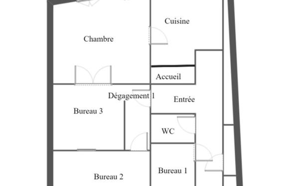 Maison à vendre    6 pièces • 174,22 m2 Montluel