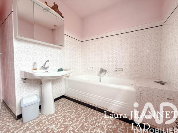 Immeuble à vendre 228 m² Courdimanche