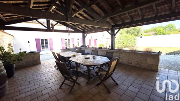 Maison à vendre 9 pièces 283 m² Montendre