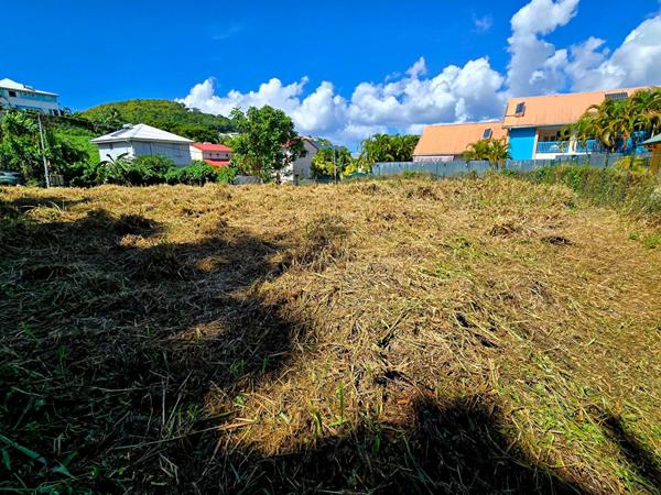 Terrain Les Trois Ilets 754 m2