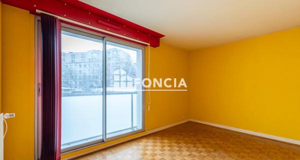 À vendre Appartement 4 pièces 77.59 m² - Paris 75019