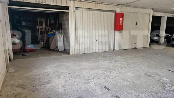 garage,box fermé,sécurisé,rue de la République, Boulevard des Dames, La Joliette