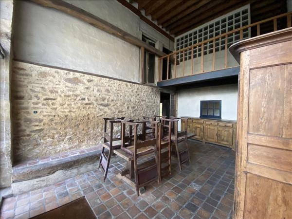 Maison à vendre |  Méasnes |  9 pièces | 245 m²