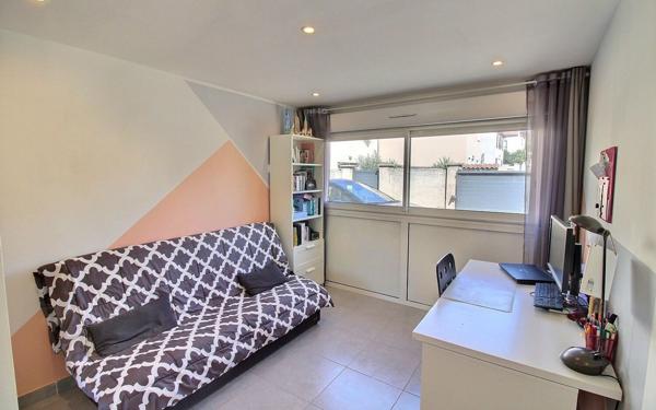 Maison à vendre    6 pièces •  Marseille 13