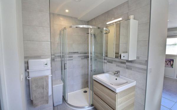 Maison à vendre    6 pièces •  Marseille 13