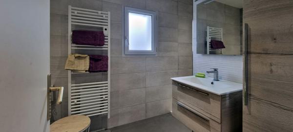 Grande Maison de style proche SAINT GILLES