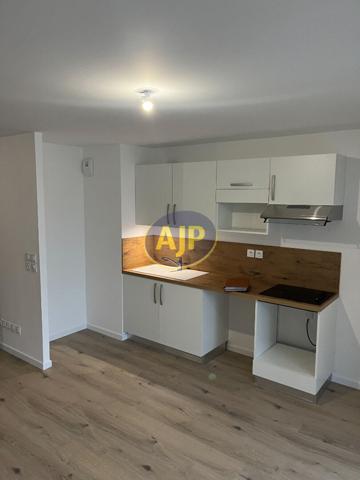 Location appartement Nantes : 824 € - AJP Immobilier Nantes Sud