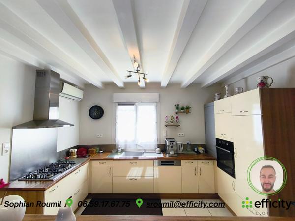 Maison
         5 pièces
        - 155 m² 289 900 € *