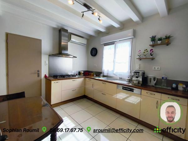 Maison
         5 pièces
        - 155 m² 289 900 € *