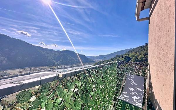 Maison à vendre    5 pièces •  Carros