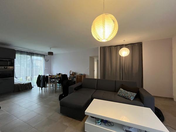 A vendre, à 15 min de Périgueux, 24330 Boulazac, Plain-pied neuf  T.4 (DPE A) en parfait état