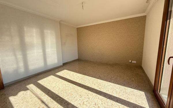 Appartement à louer    3 pièces • 6 398 m2 Gap