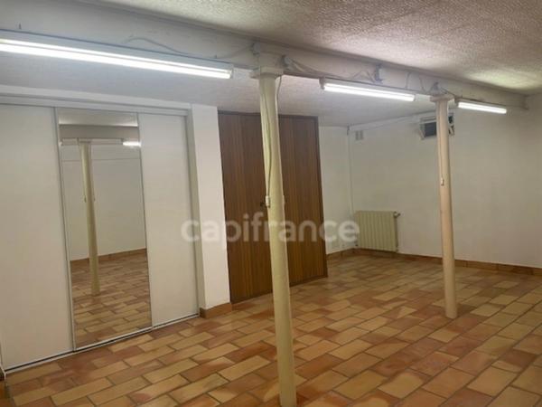 MARSEILLE 9EME Maison Mitoyenne à vendre 5 pièces 650 000 EUROS, 184m2 au sol, 166m2 carrez, 120M2 TERRAIN