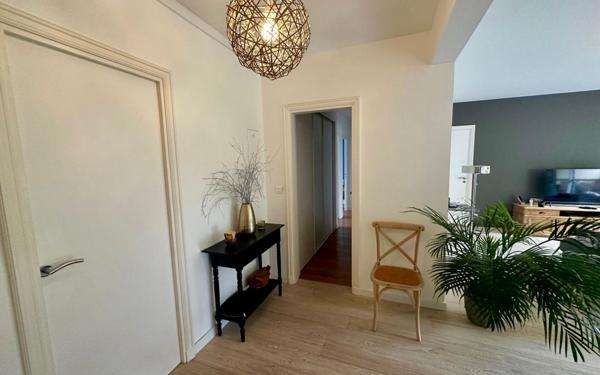Appartement à vendre    4 pièces • 106,25 m2 Noisy-le-Roi