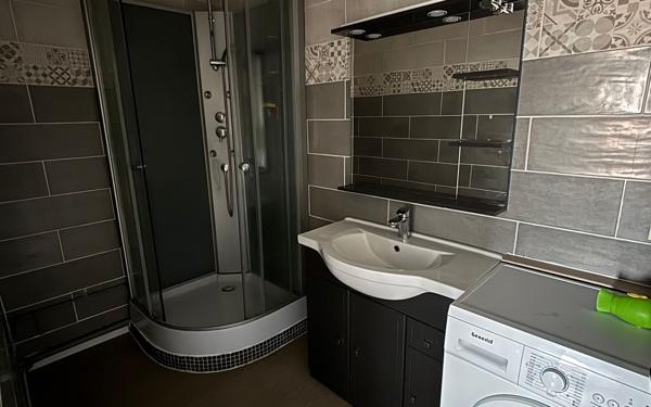 Appartement à louer    2 pièces •  Ferney-Voltaire