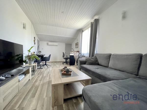 LORGUES VILLA 2 APPARTEMENTS GARAGE CAVE