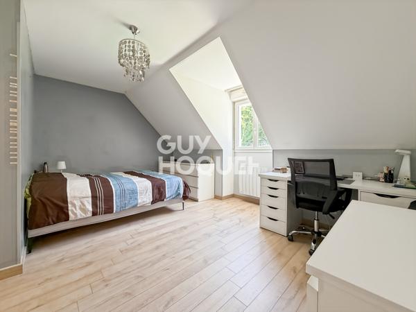 MAISON À VENDRE DE 7 PIÈCES DE 185,00 M²