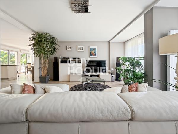 MAISON À VENDRE DE 7 PIÈCES DE 185,00 M²