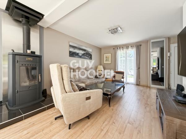 MAISON À VENDRE DE 7 PIÈCES DE 185,00 M²