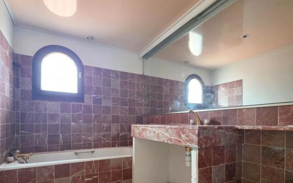 Maison à vendre    6 pièces •  Perpignan