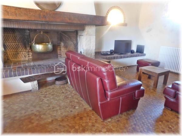 Corps de ferme de 437 m²