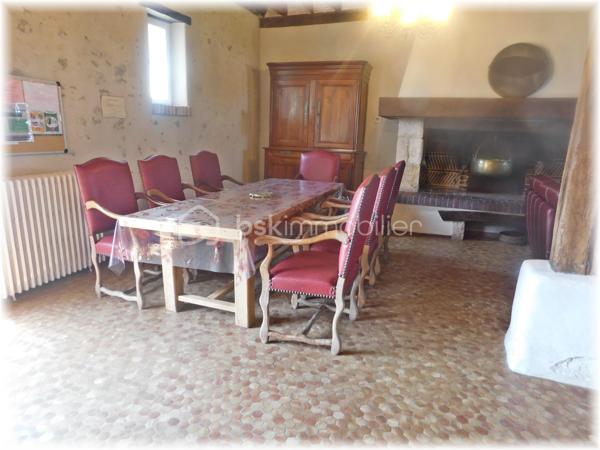 Corps de ferme de 437 m²