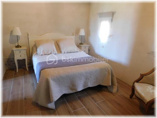 Corps de ferme de 437 m²