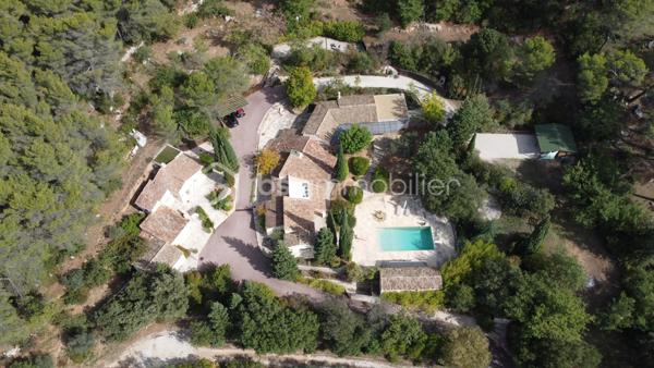 Propriete de 490 m²